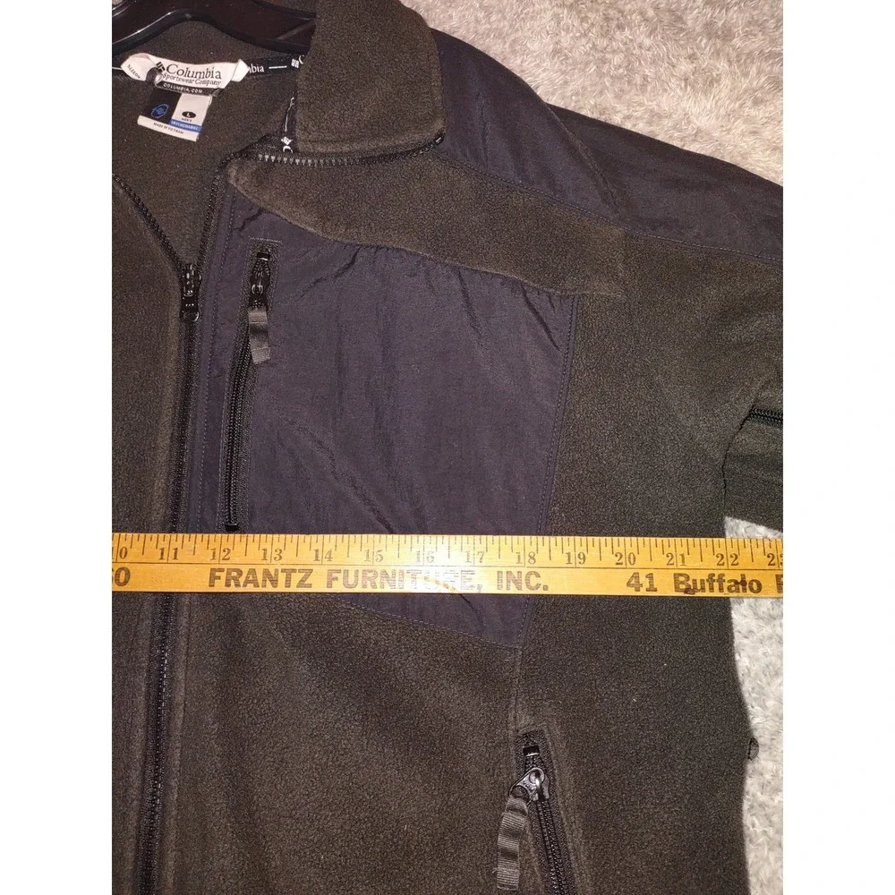 Columbia men streetwear
